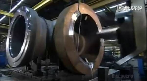 比人還大的大型閥門是怎么制造出來的？-